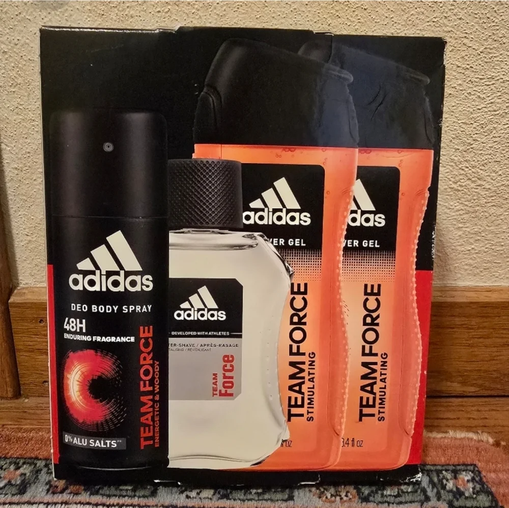 Adidas Team Force Shower Gel in Black and Orange